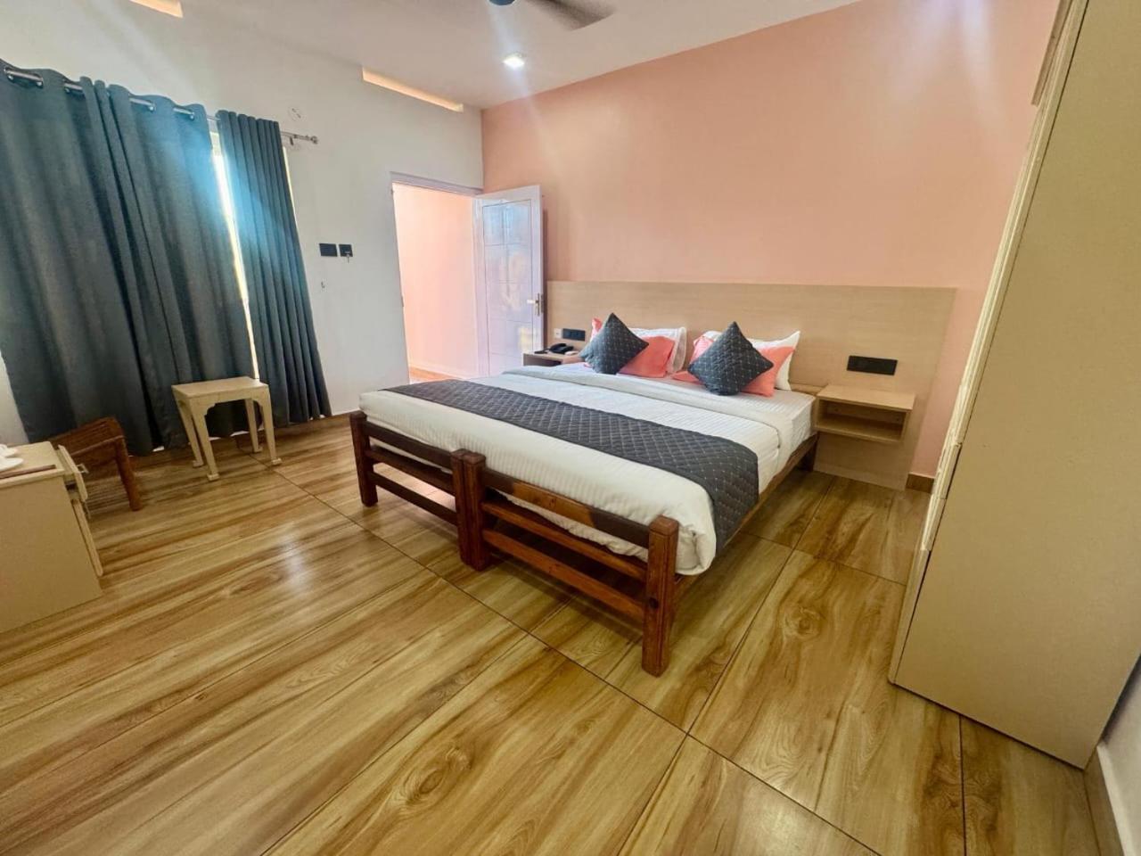 Beach House Varkala By Palmyra ภายนอก รูปภาพ