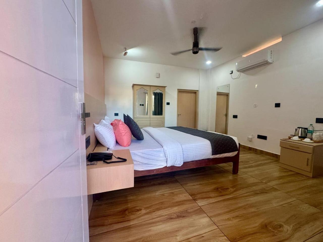 Beach House Varkala By Palmyra ภายนอก รูปภาพ