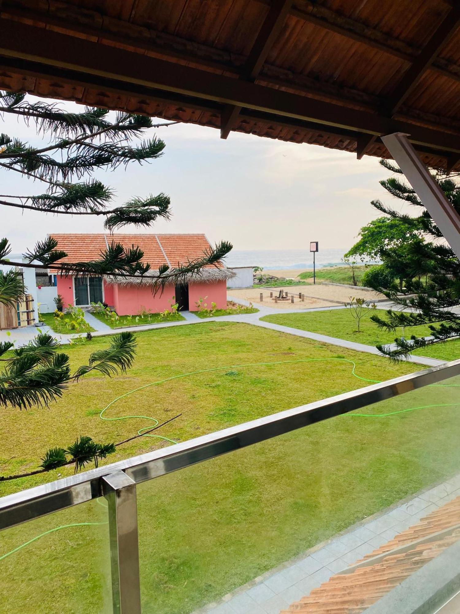Beach House Varkala By Palmyra ภายนอก รูปภาพ